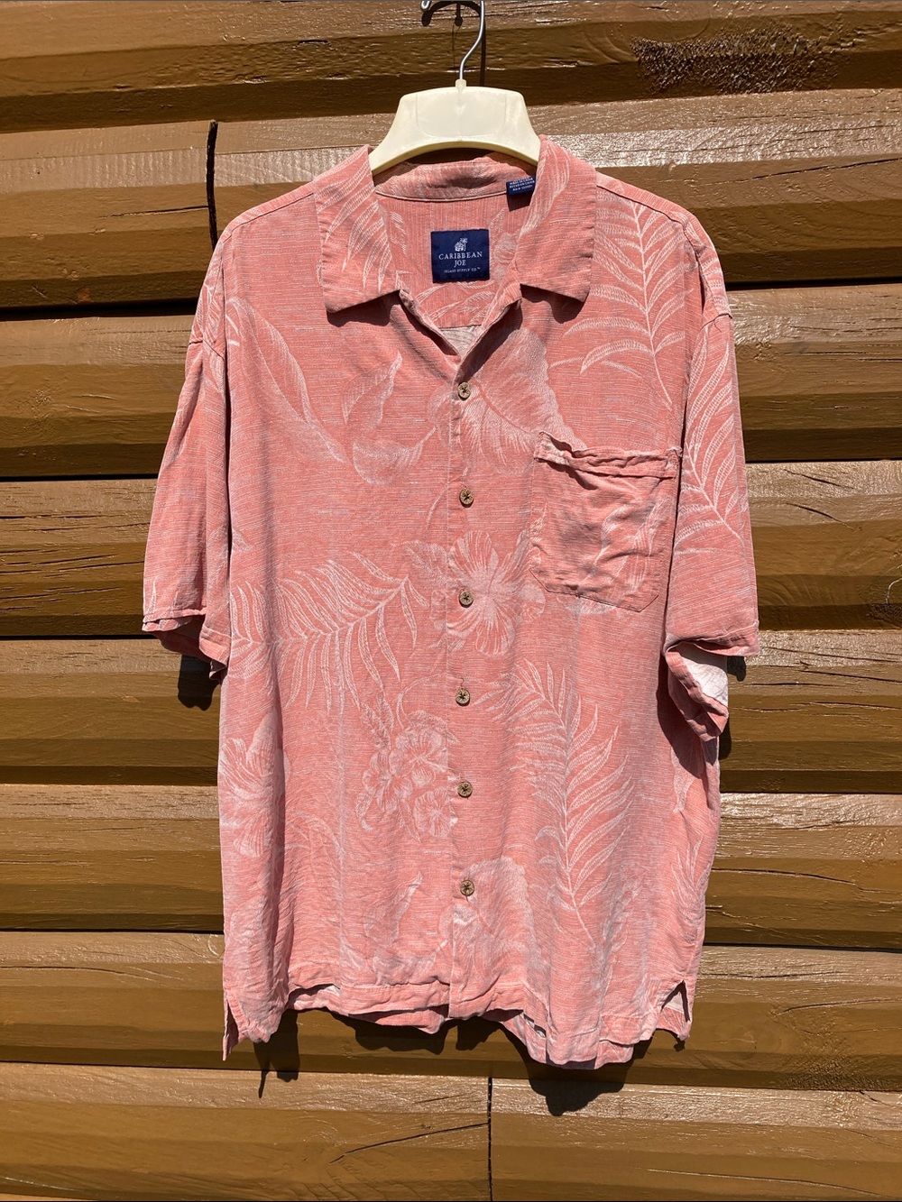 Caribbean Joe men’s XL silk short sleeve button down shirt Hawaiian coral